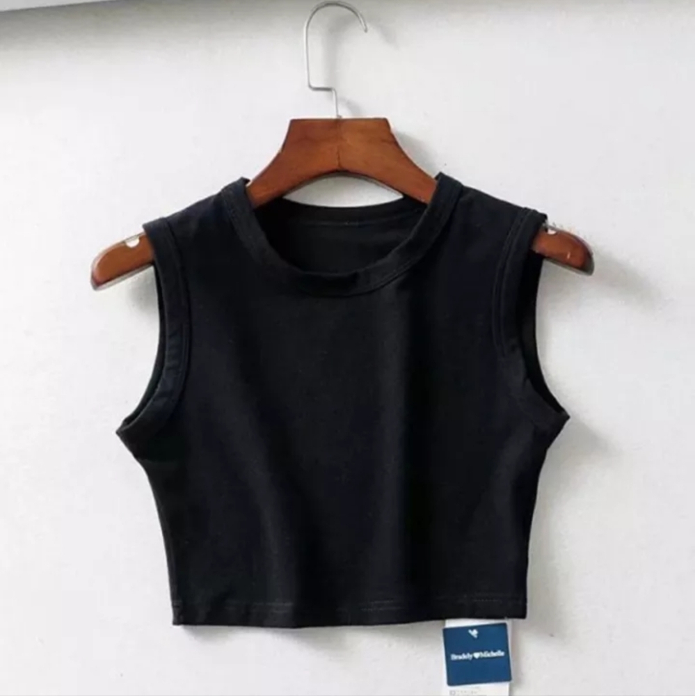 Black Crop Top NWT